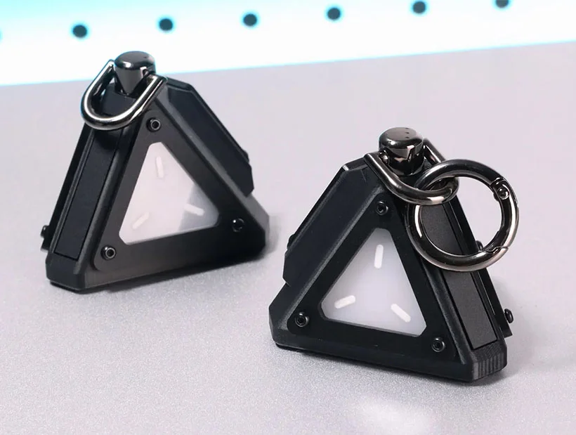 Pod Node6 Multicolor LED Triangular Keychain