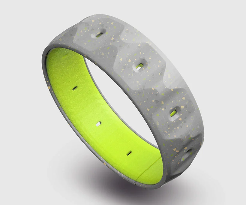 Dog Collar Design for EzyDog by Alberto Vasquez