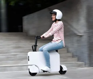 Honda Motocompacto Folds Scooter Design Into a Portable Case